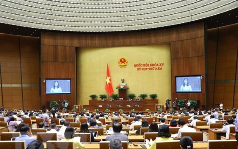 Thông qua Nghị quyết về Chương trình xây dựng luật, pháp lệnh năm 2024