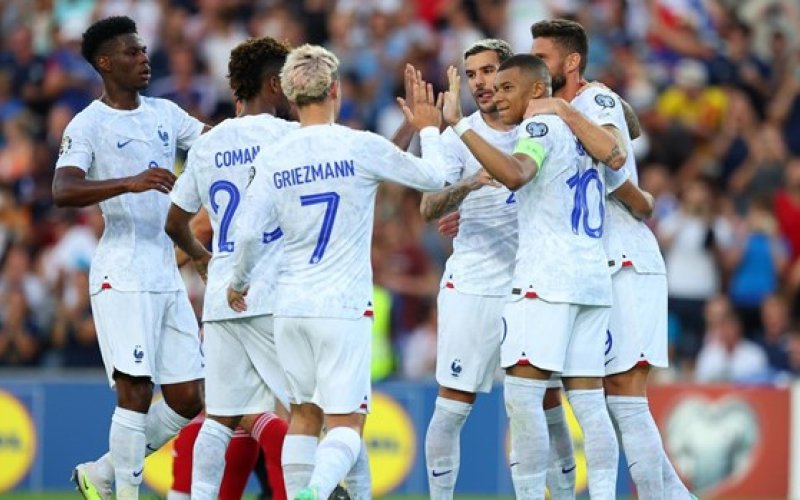 Vòng loại EURO 2024: Pháp và Anh đua nhau thị uy sức mạnh