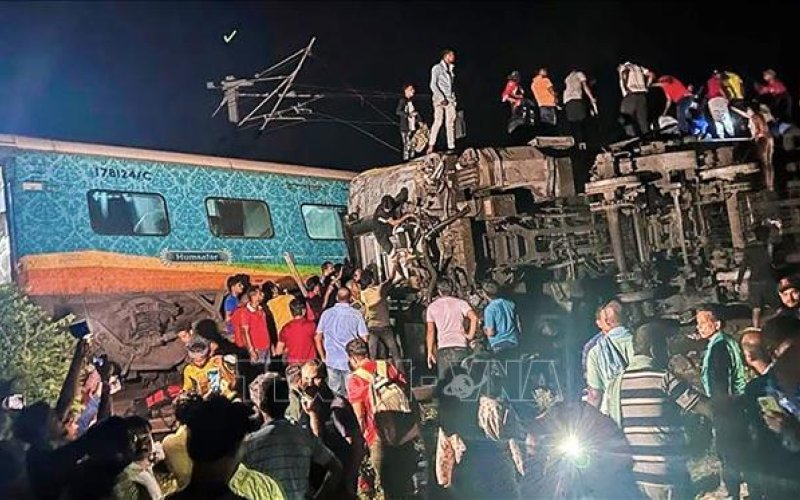 Vụ tai nạn đường sắt ở Ấn Độ: Số người thương vong tăng lên trên 1.000 người