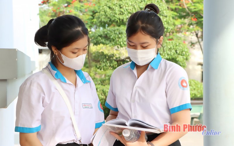 Vượt qua áp lực mùa thi