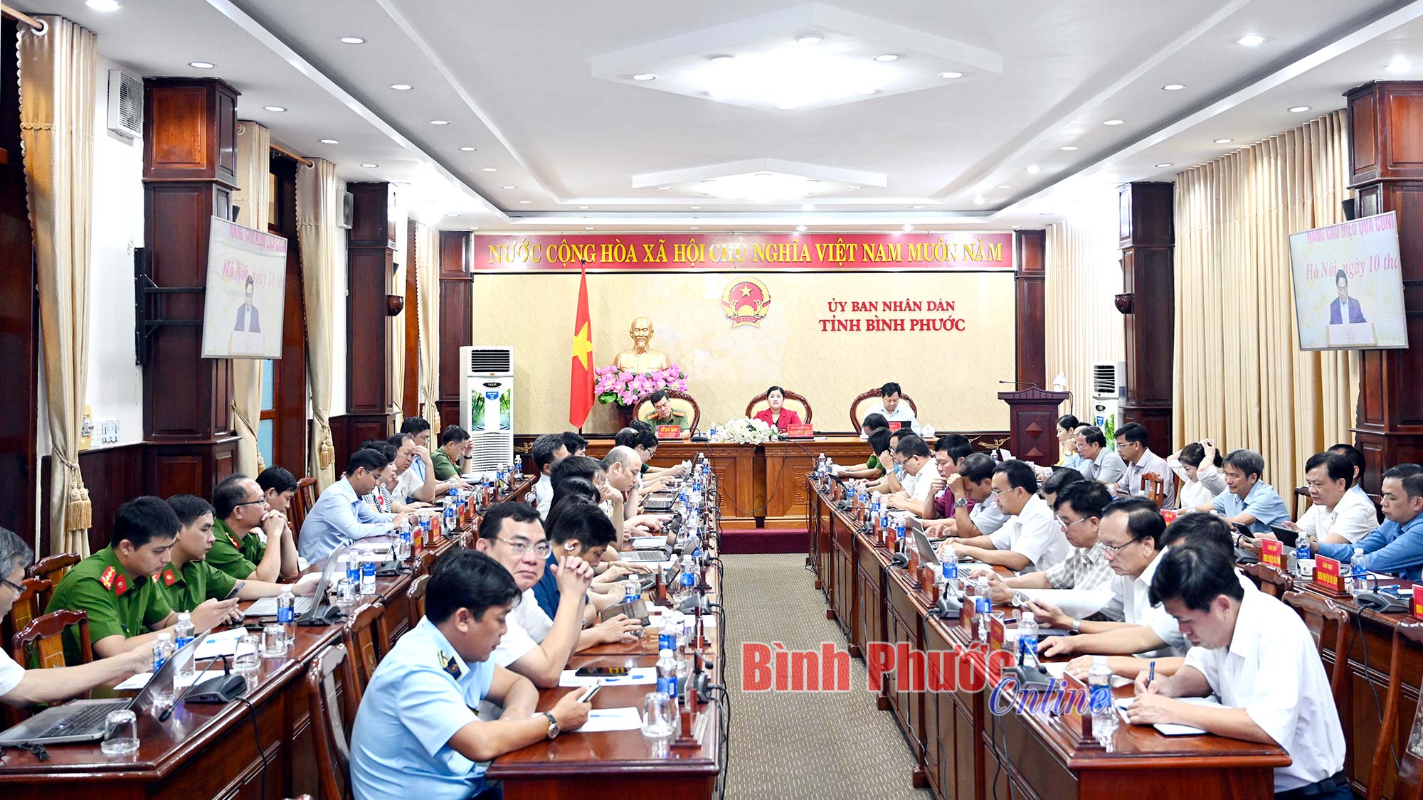 Tháo gỡ “điểm nghẽn” Đề án 06