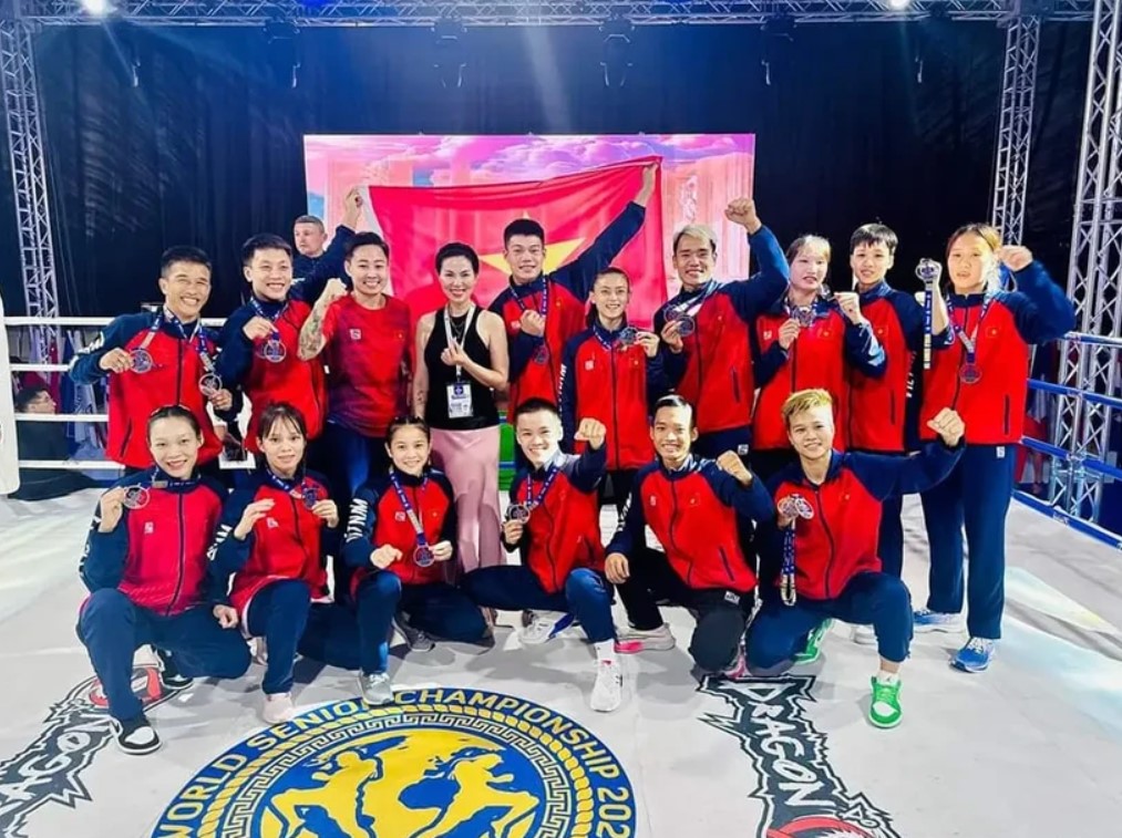 Tuyển Việt Nam giành hai huy chương Vàng tại Giải Muay Thế giới 2024