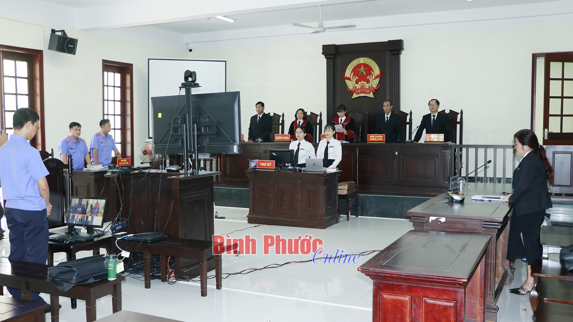 Xét xử trực tuyến vụ án giết người tại Chơn Thành