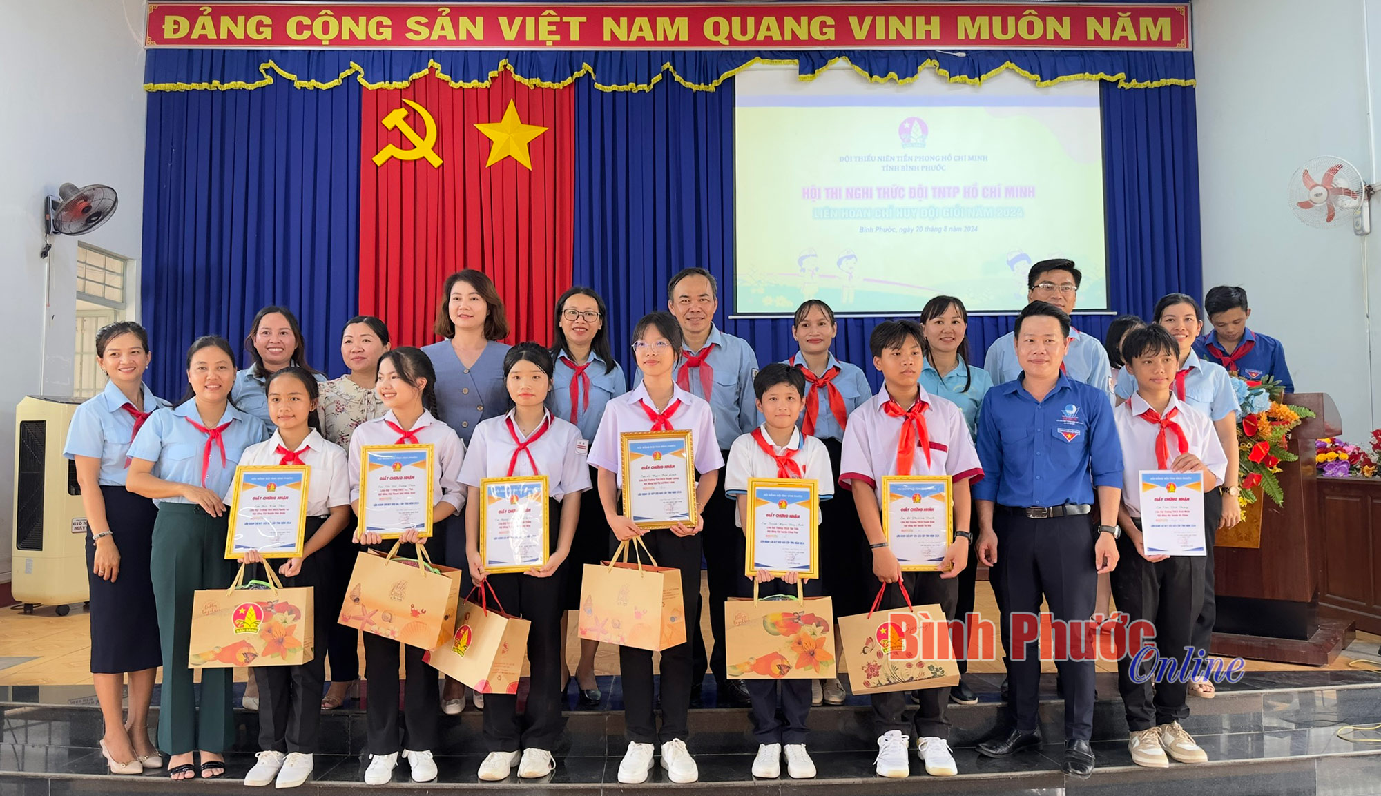 Bảo Linh: Thủ khoa nhỏ, ước mơ lớn