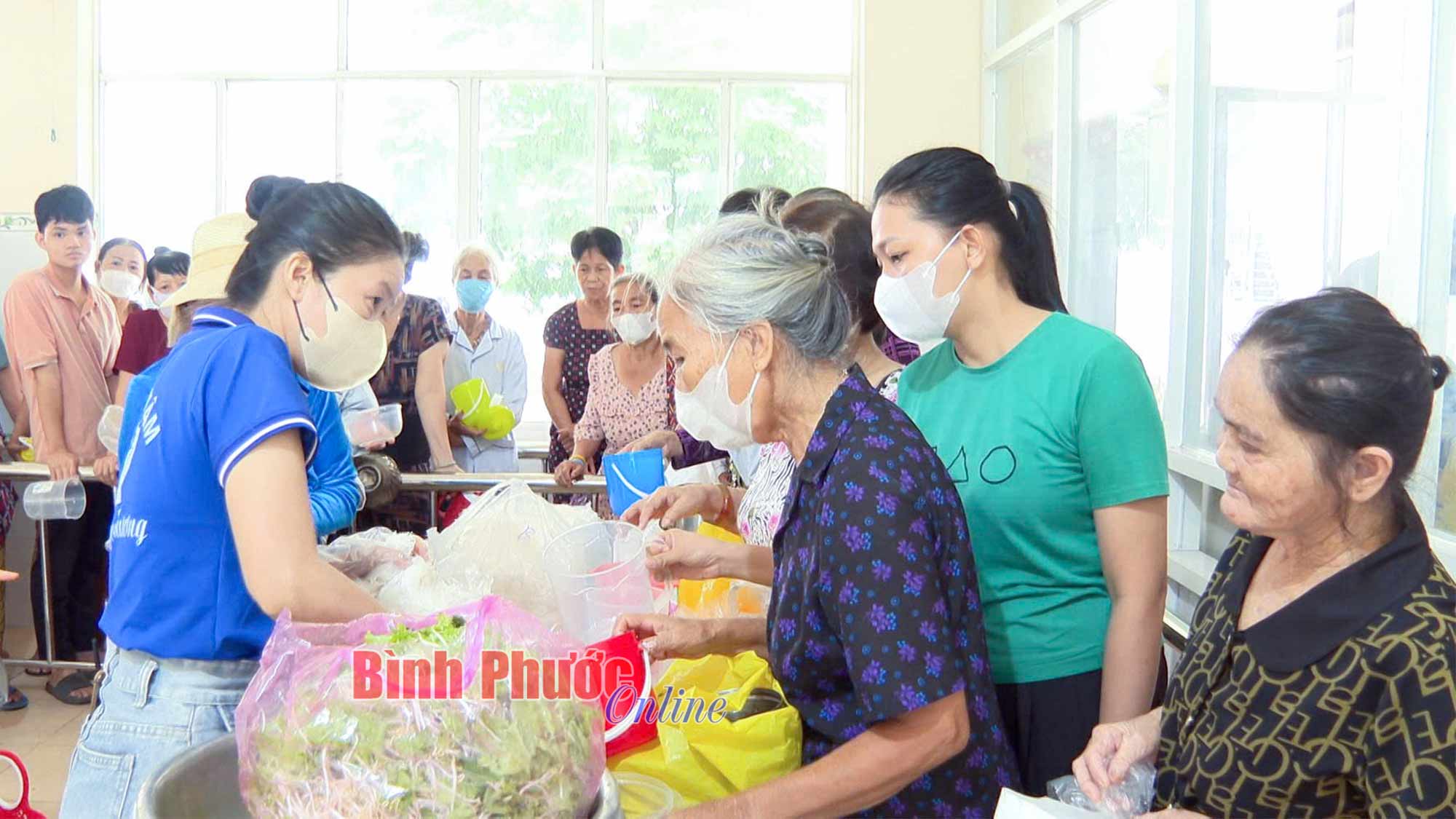 Bình dị mà cao quý