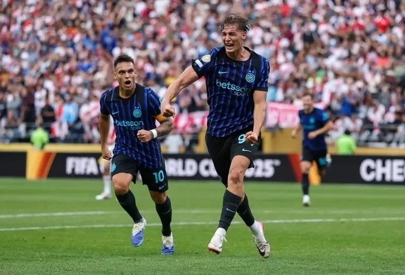 FIFA thừa nhận mặt sân Club World Cup tại Mỹ “không đạt chuẩn”