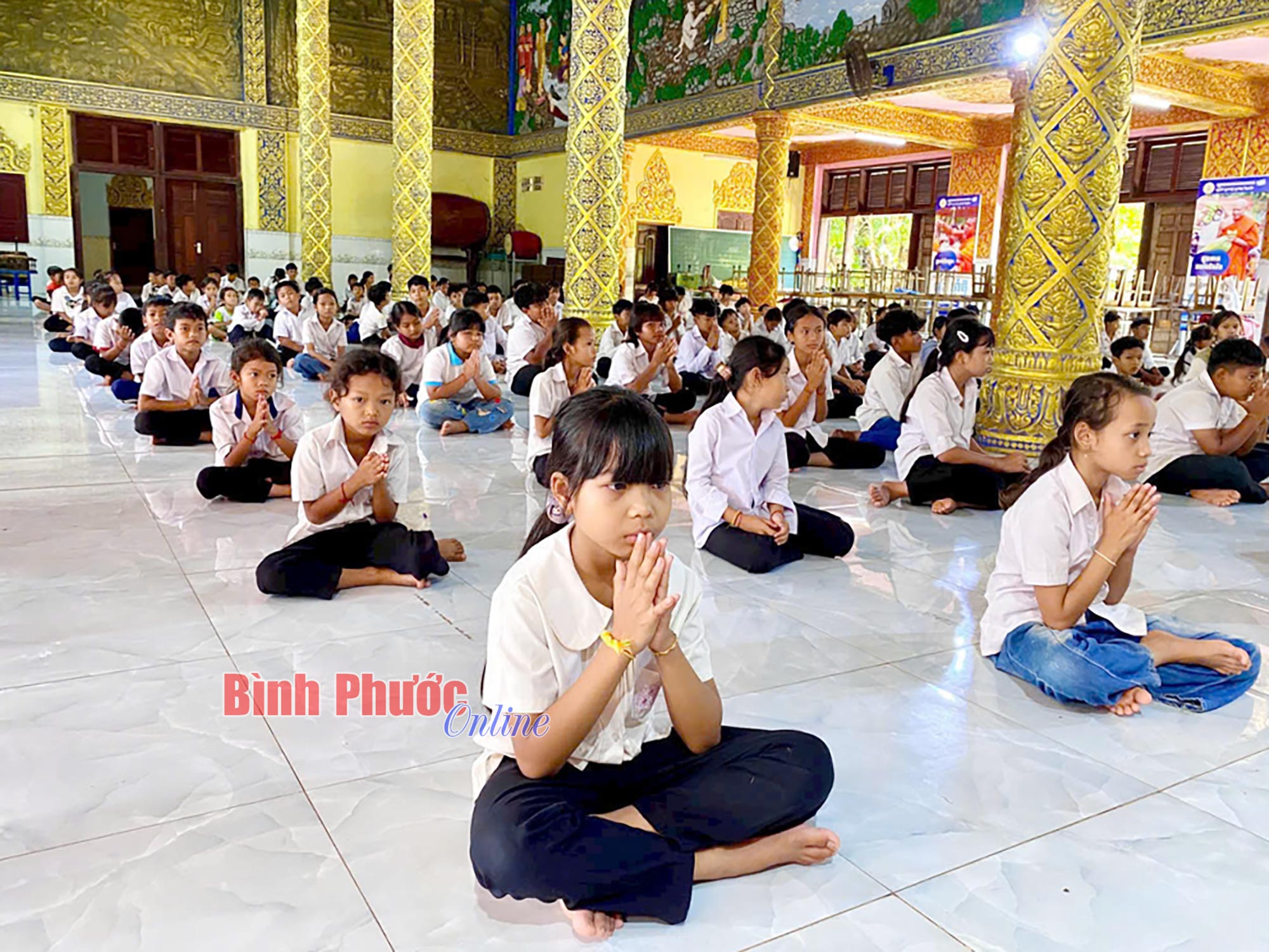 Giữ gìn bản sắc dân tộc từ lớp học hè