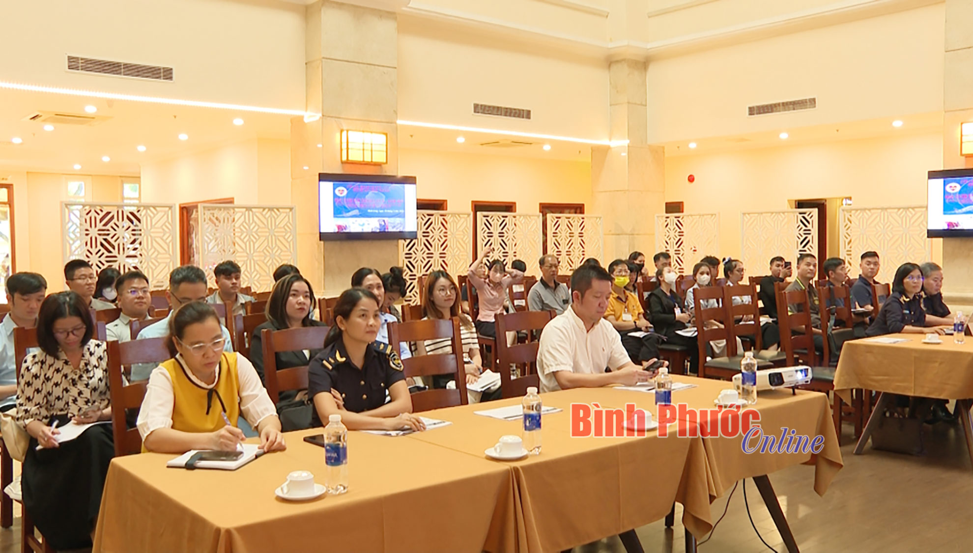 Hiện thực hóa cam kết đồng hành, hỗ trợ cộng đồng doanh nghiệp