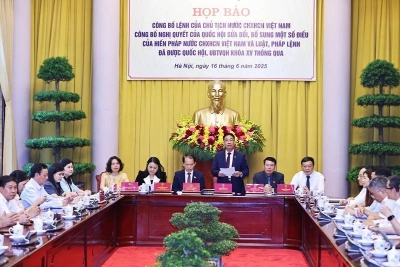 Kết thúc hoạt động của đơn vị hành chính cấp huyện từ ngày 1-7-2025