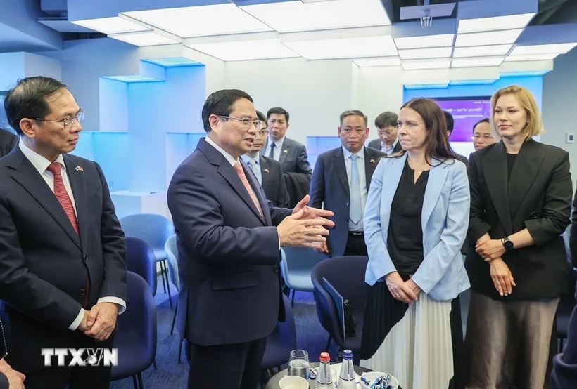 Thủ tướng mong muốn Estonia chia sẻ, truyền cảm hứng chuyển đổi số