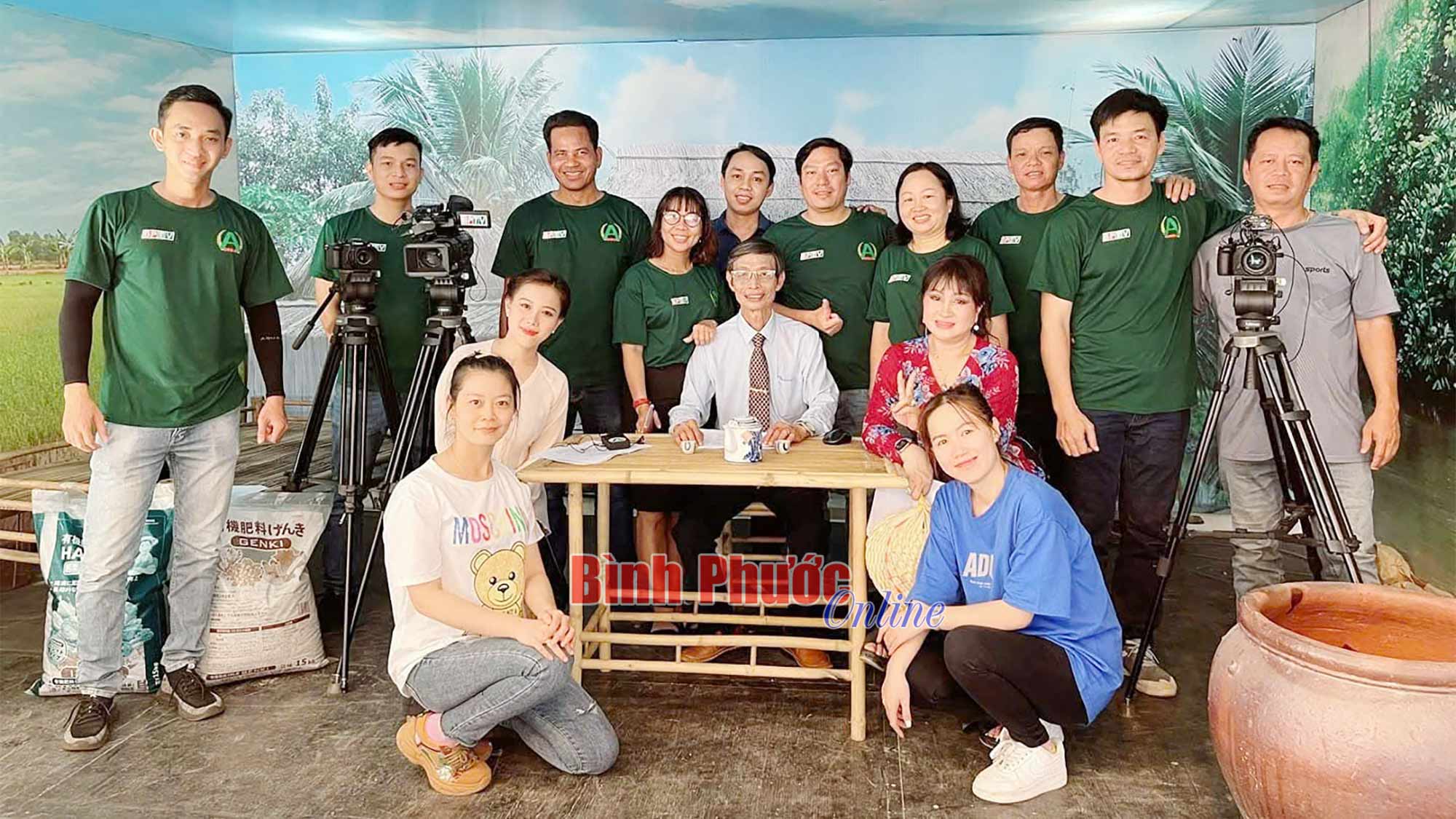 Tình gắn kết doanh nghiệp và báo chí