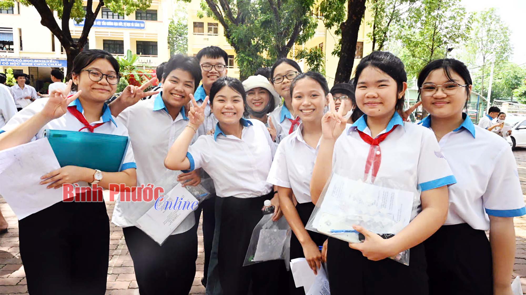 Tình yêu đất nước và ý thức bảo vệ môi trường vào đề thi Ngữ văn lớp 10