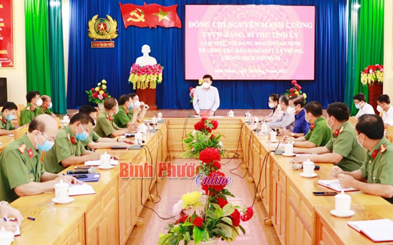 Bí thư Tỉnh ủy Nguyễn Mạnh Cường làm việc với Đảng bộ Công an tỉnh 