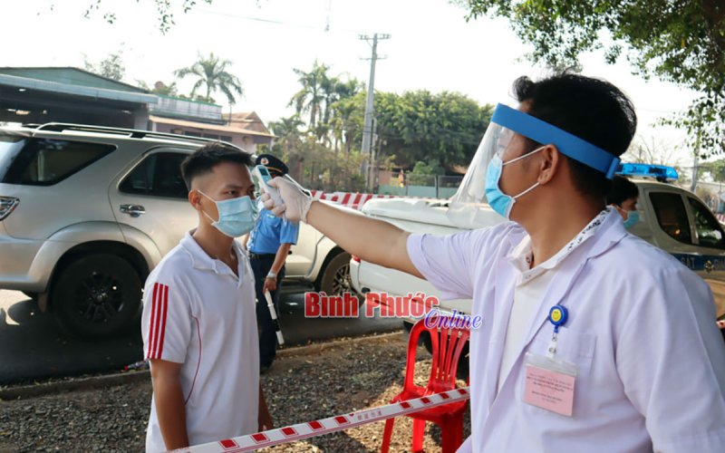 Bình Phước: Điều chỉnh thời gian giấy xét nghiệm âm tính từ 5 ngày xuống 3 ngày