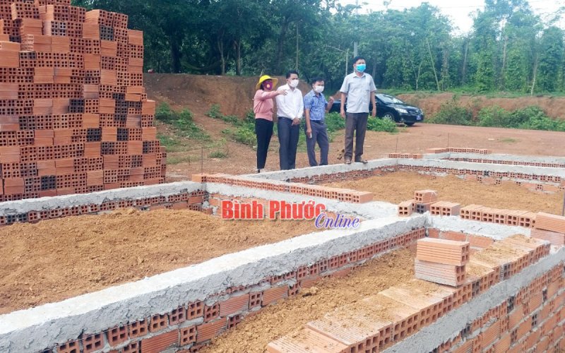 Bù Đốp gấp rút xây dựng, bàn giao 47 nhà đại đoàn kết