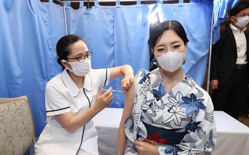 Chính phủ Nhật Bản bắt đầu triển khai hộ chiếu vaccine COVID-19