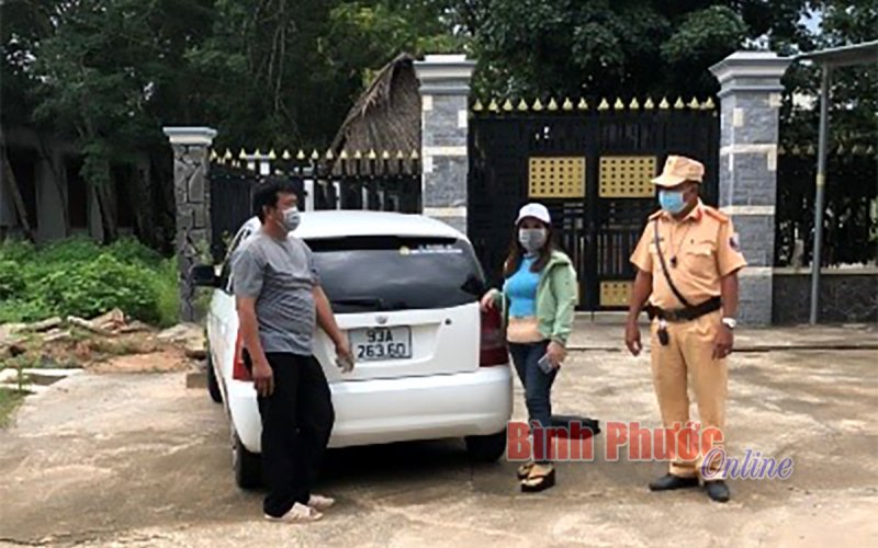 Chơn Thành: Lập biên bản 1 trường hợp cố tình vượt chốt kiểm soát dịch Covid-19