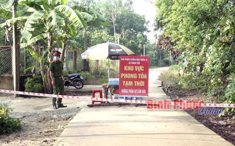 Chơn Thành tiếp tục khoanh vùng, truy vết trường hợp liên quan đến ca dương tính thứ 15 trong huyện