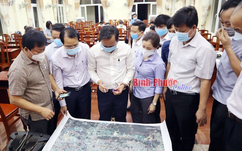 Đồng Xoài phong tỏa các khu vực liên quan đến ca dương tính với SARS-CoV-2