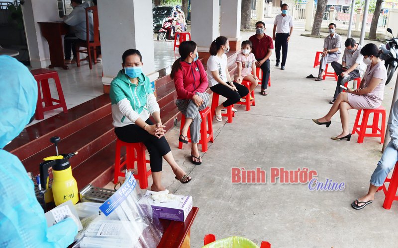 Đồng Xoài: Vận động người về từ vùng có dịch thực hiện cách ly tại khách sạn có thu phí