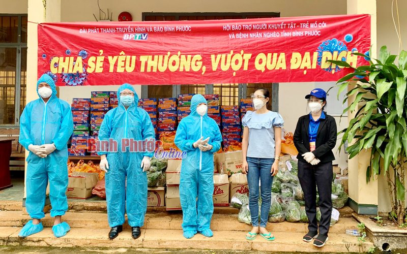 Hành trình “Chia sẻ yêu thương, vượt qua đại dịch” đến với huyện Bù Đăng