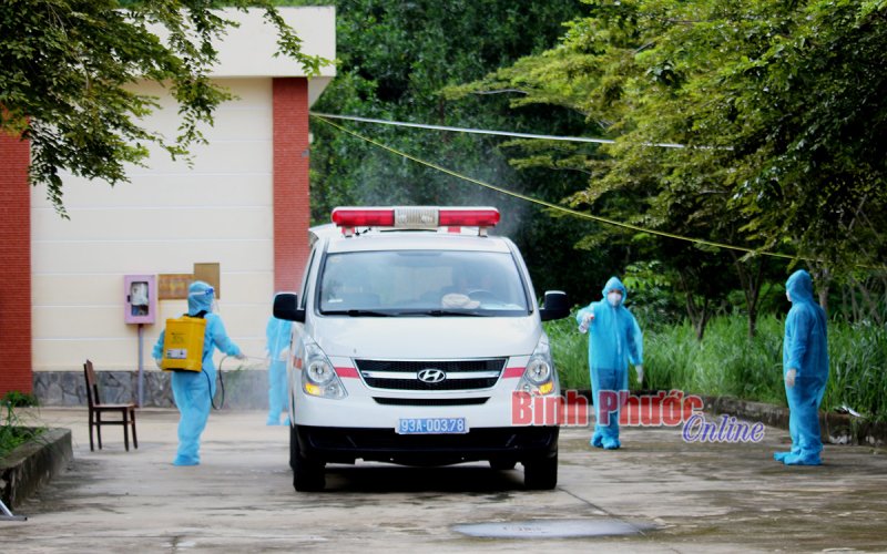 Hớn Quản: Một trường hợp thai phụ là F1 dương tính với SARS-CoV-2 