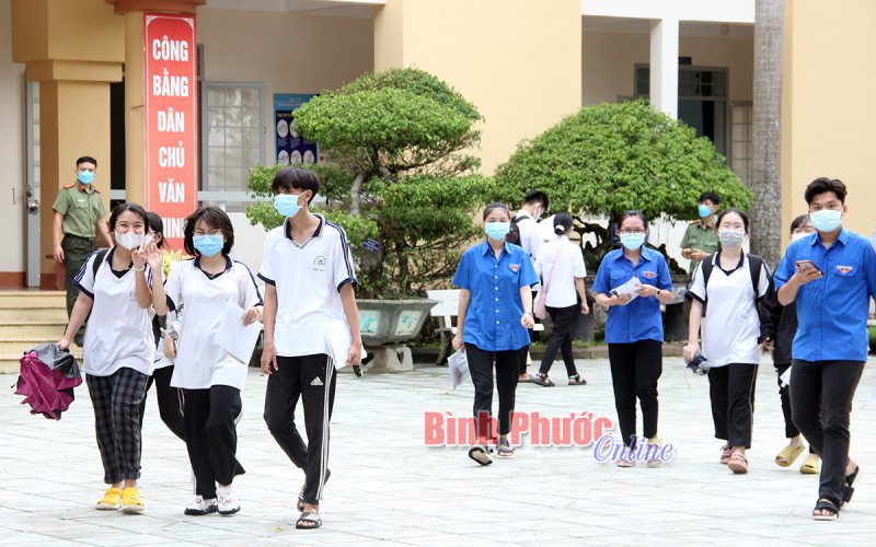 Kết thúc ngày thi cuối: Đề thi có tính phân hóa cao