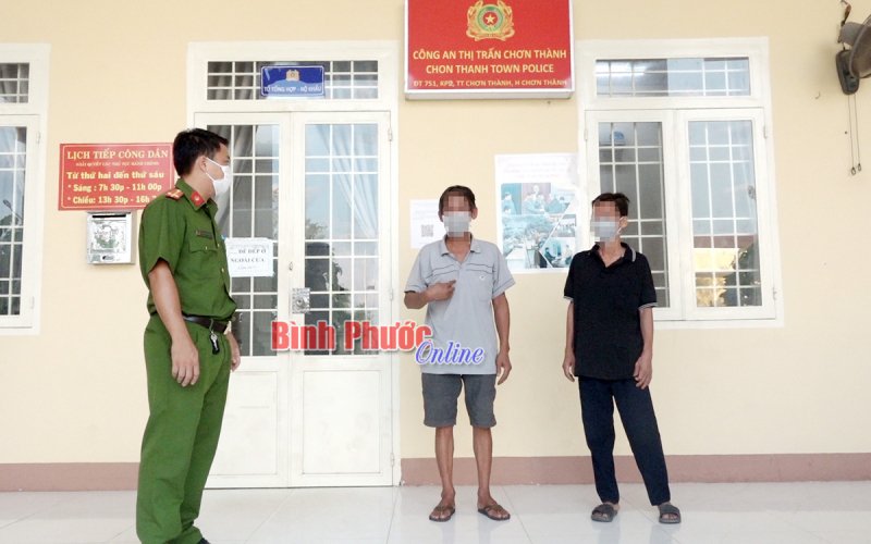 Lập biên bản 2 trường hợp tụ tập ăn nhậu trong khu vực phong tỏa phòng, chống Covid-19