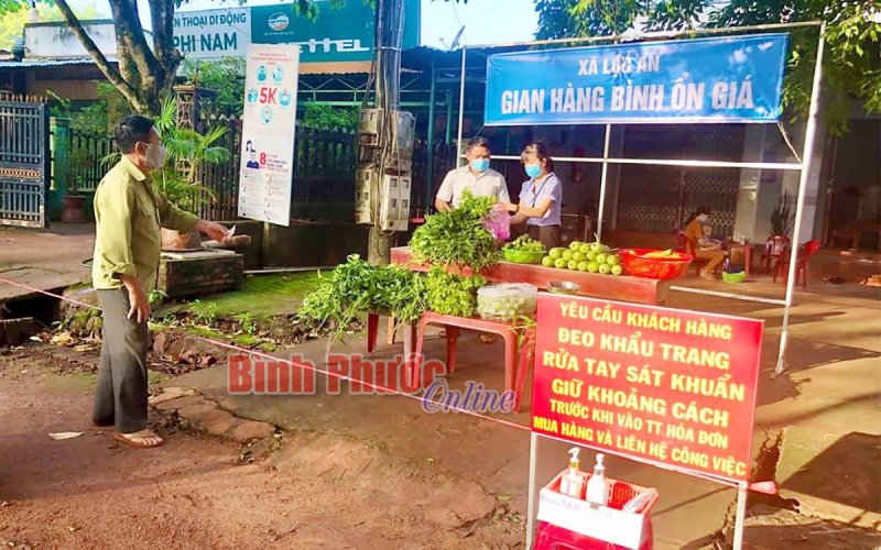 Lộc Ninh phát động lập gian hàng “bình ổn giá” phục vụ người dân