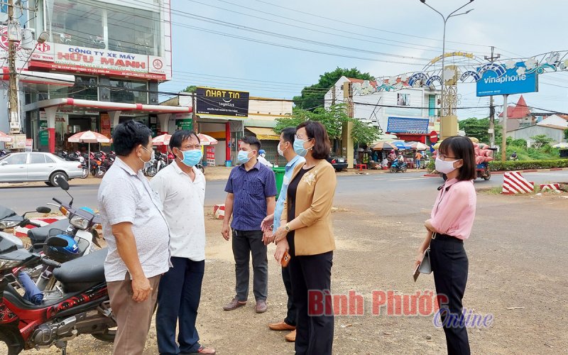 Lộc Ninh xét nghiệm mở rộng tại bến xe và Trung tâm y tế huyện