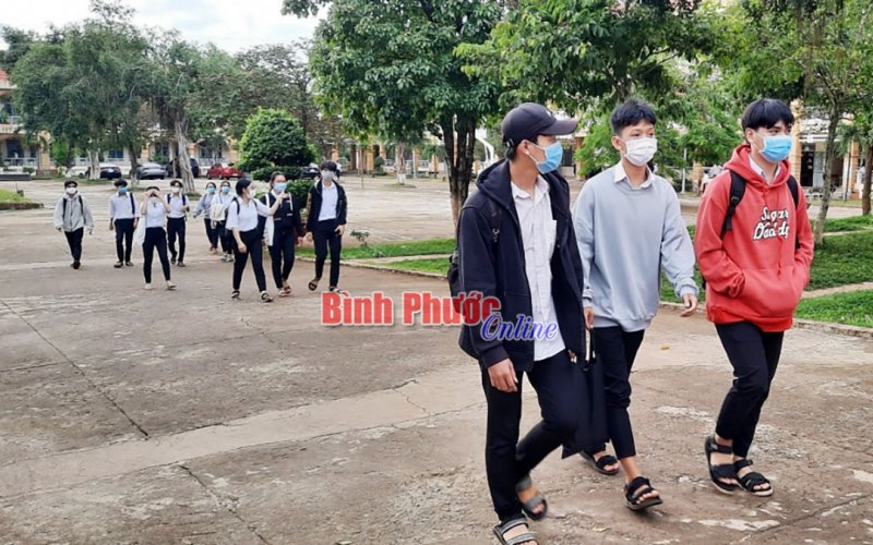 Ngày thi đầu tiên, đề vừa sức với thí sinh