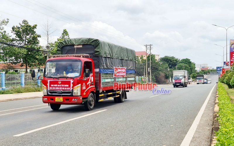 Những chuyến xe nghĩa tình Bình Phước - Bình Dương