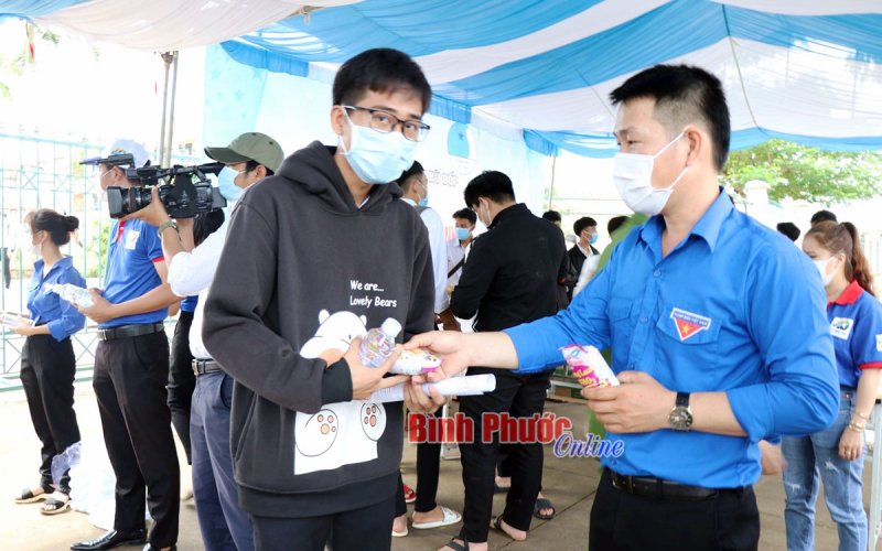 Tại huyện Bù Đốp: Hai thí sinh có thân nhiệt cao được thi ở phòng thi riêng
