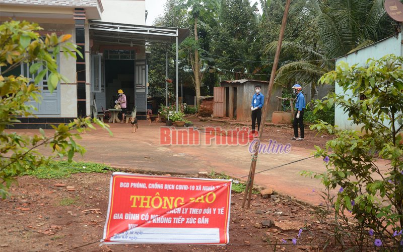 Thanh niên Bù Đăng xung kích trên mặt trận chống dịch