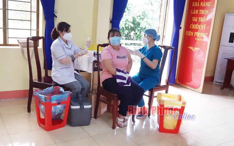 Thêm 17.144 trường hợp được tiêm vắc xin phòng Covid-19 