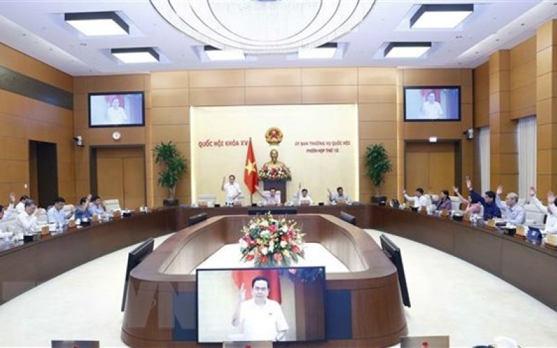 Bế mạc Phiên họp thứ 13 của Ủy ban Thường vụ Quốc hội