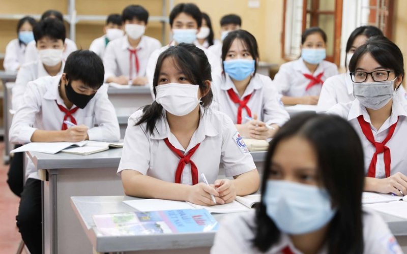 Bộ GD&ĐT kiến nghị miễn toàn bộ học phí cho học sinh THCS từ năm học 2022 - 2023