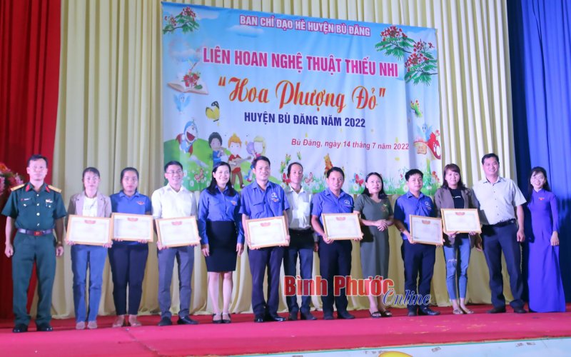 B&ugrave; Đăng: Thị trấn Đức Phong nhất Li&ecirc;n hoan nghệ thuật thiếu nhi Hoa phượng đỏ năm 2022