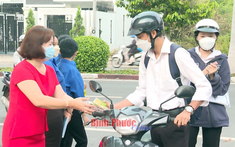 Chơn Thành: Tiếp sức kỳ thi tốt nghiệp THPT năm 2022