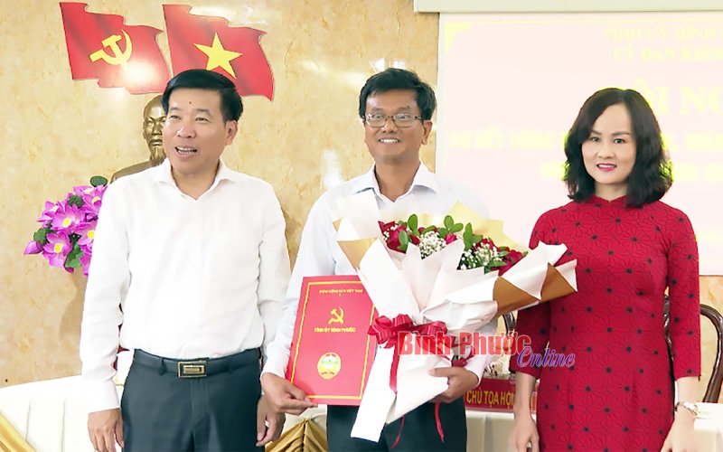 Công bố quyết định chuẩn y Phó chủ nhiệm Ủy ban Kiểm tra Tỉnh ủy Bình Phước