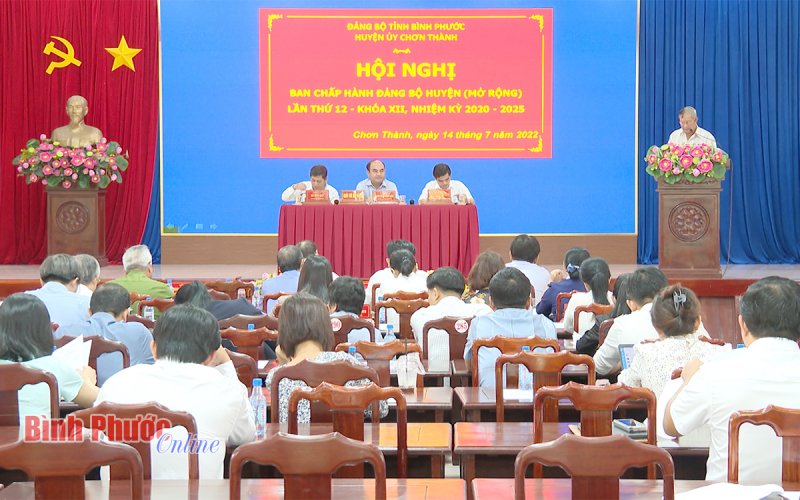 Đảng bộ huyện Chơn Thành: 6 tháng, khai trừ 3 đảng viên