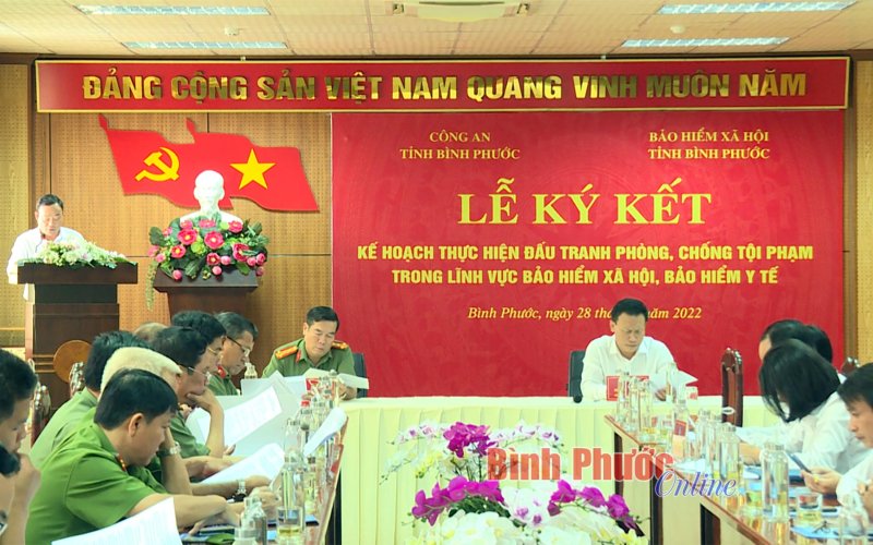 Đấu tranh phòng chống tội phạm trong lĩnh vực BHXH, BHYT