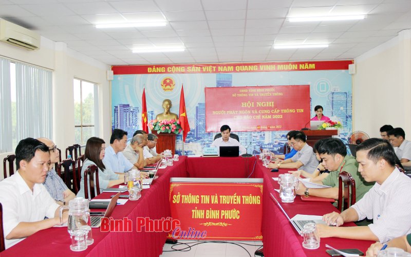 Hơn 1.300 lượt phát ngôn và cung cấp thông tin cho báo chí 