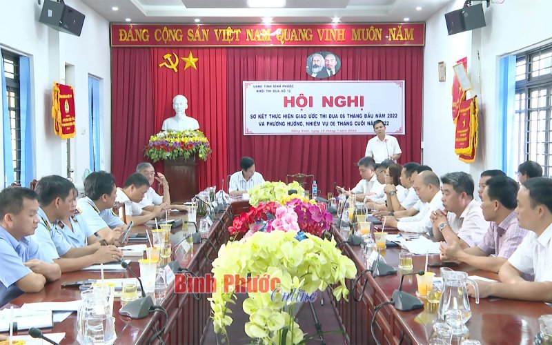 Khối thi đua số 12 sơ kết giao ước thi đua 6 tháng đầu năm