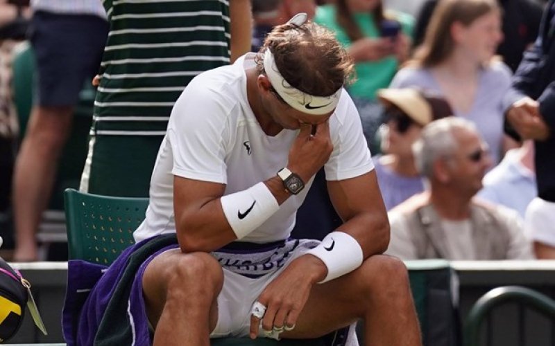 Rafael Nadal bất ngờ xin rút lui khỏi bán kết Wimbledon 2022