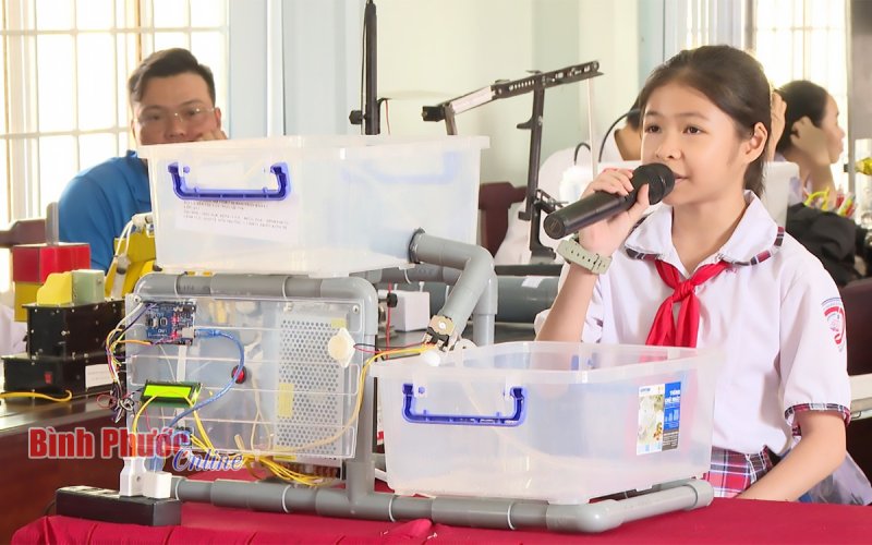 89 sản phẩm tham gia chung khảo cuộc thi Sáng tạo thanh thiếu niên và nhi đồng