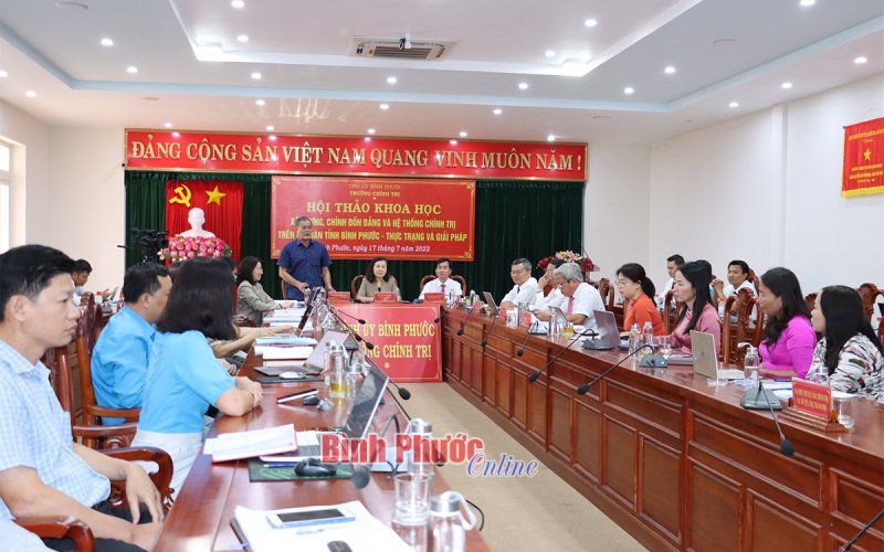 Cần xây dựng văn hóa trong Đảng về phê bình và tự phê bình