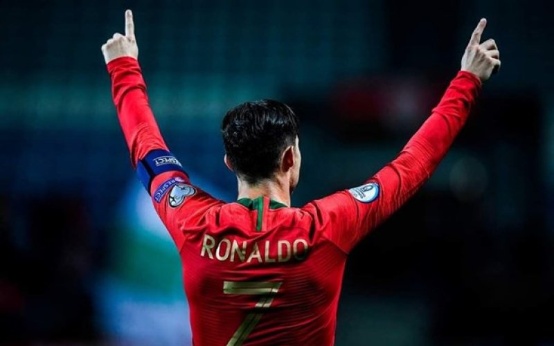 Câu chuyện những con số trên lưng các cầu thủ bóng đá