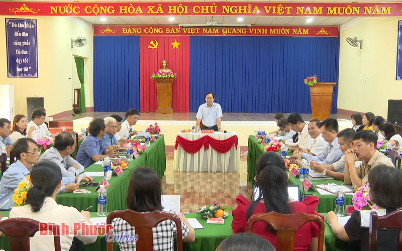 Chơn Thành còn thiếu 48 cán bộ, giáo viên trong biên chế
