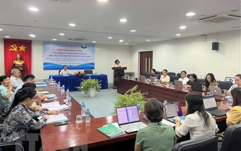 Đánh giá tác động của COVID-19 đến một số lĩnh vực xã hội ở Việt Nam